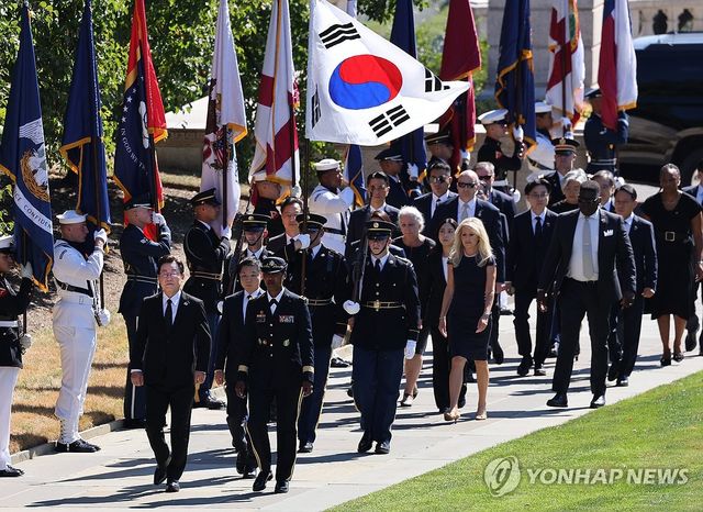 이재명 대통령, 알링턴 국립묘지 참배