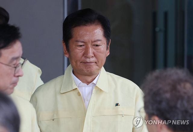 강릉 오봉저수지 찾은 정청래 대표