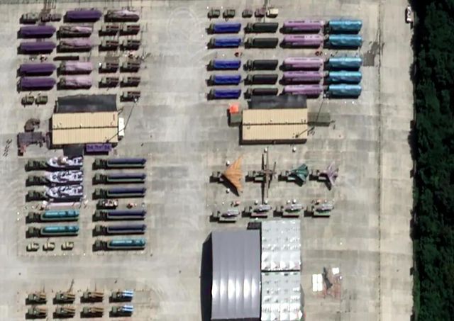 중국 전승절 열병식 앞두고 군사 장비 집결. 2025.8.9 촬영