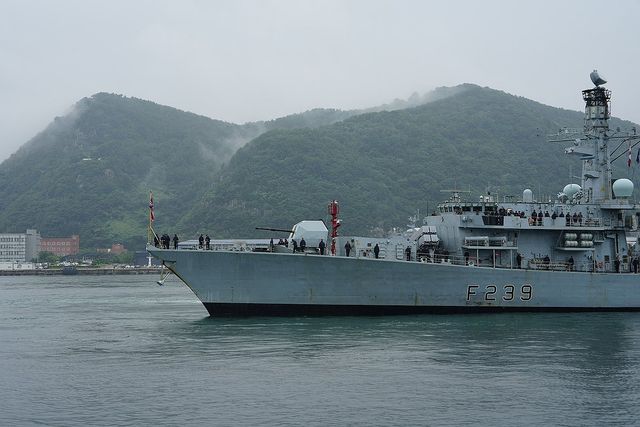 영국 해군 호위함 부산 입항