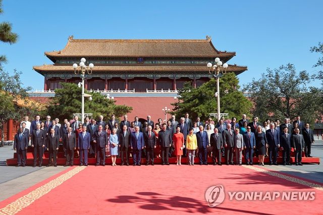 지난 2015년 중국 전승절 기념행사 참석한 각국 정상들
