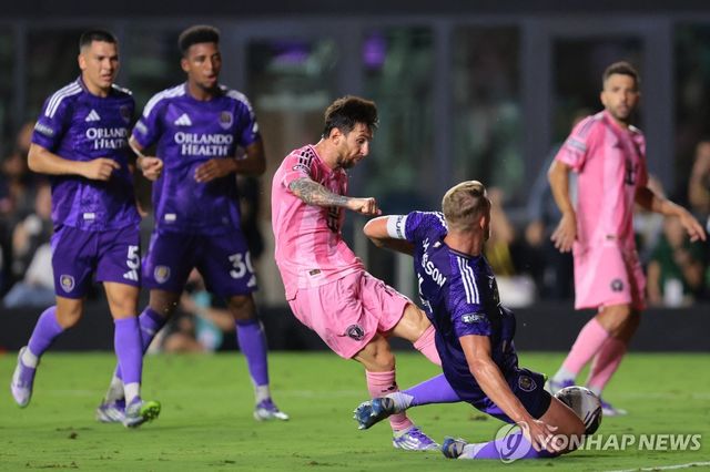 메시의 골 장면