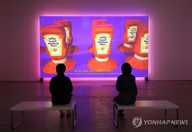 언메이크랩의 '올해의 작가상 2025' 전시