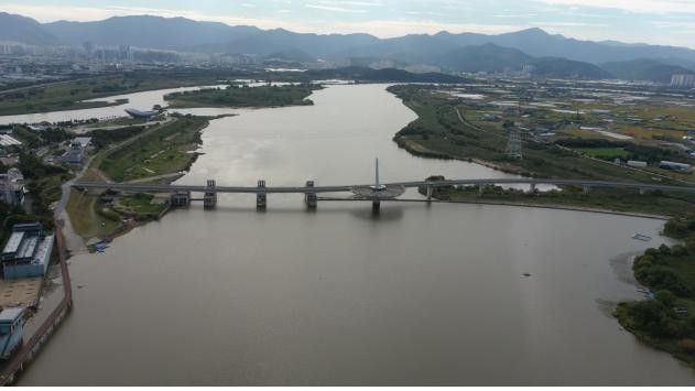 낙동강 강정고령보 전경