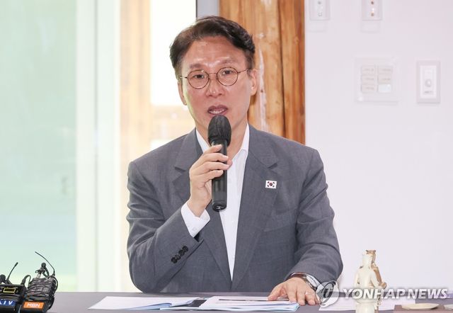 모두발언 하는 김민석 국무총리