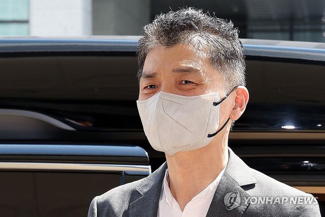 결심공판 출석하는 카카오 김범수