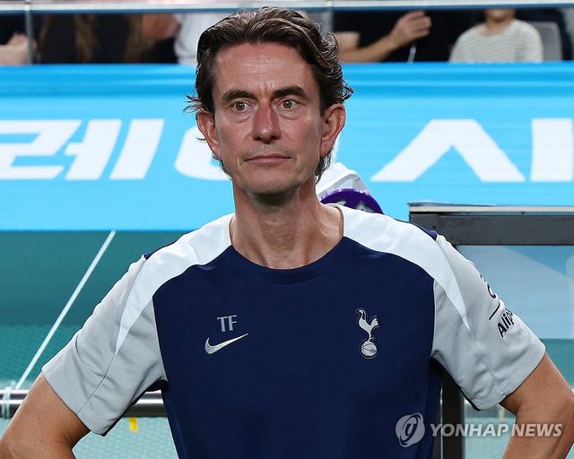 경기 앞둔 토마스 프랑크 감독