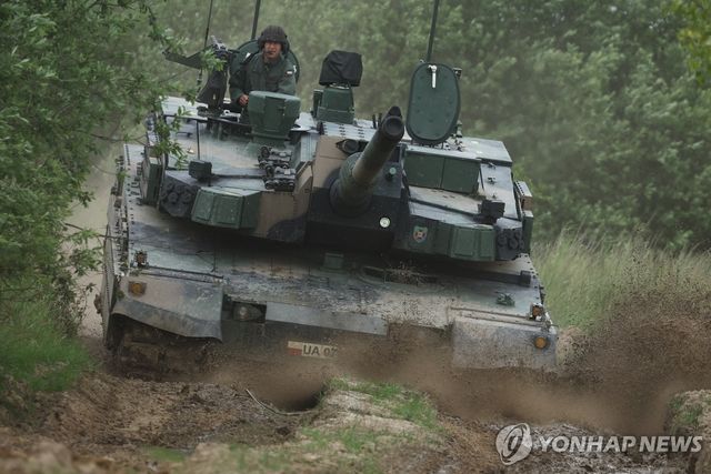 폴란드 육군이 운용 중인 한국의 K2 전차
