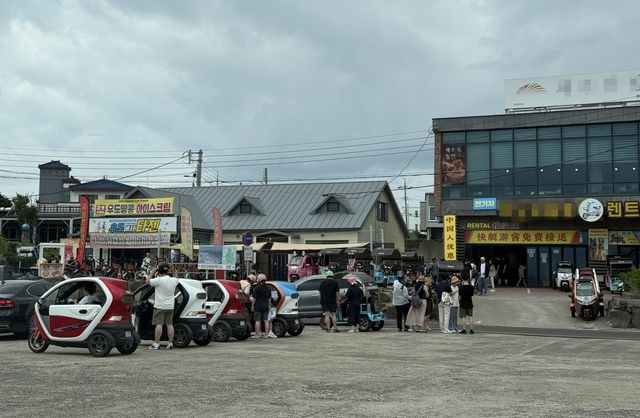 3일 제주시 우도면에 주차된 대여용 전기 삼륜차