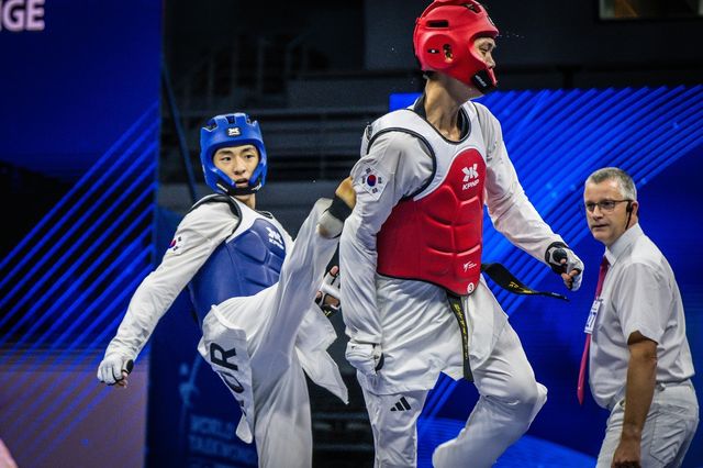 공격 시도하는 배준서