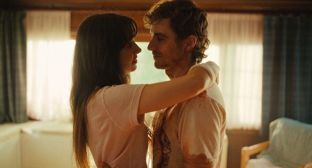 영화 '투게더' 속 한 장면