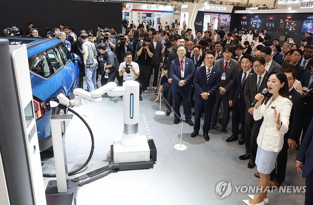 기후산업국제박람회 참석한 김민석 총리