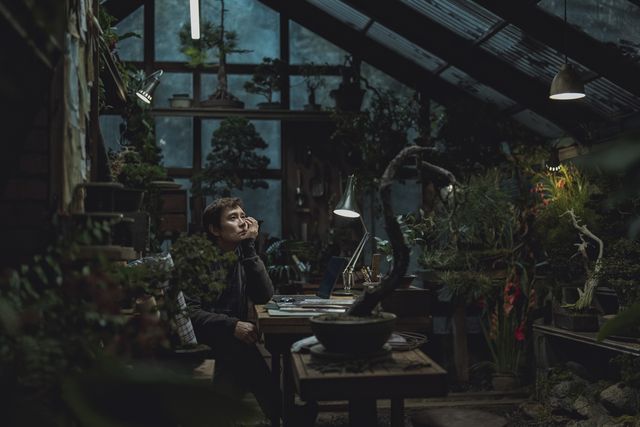 영화 '어쩔수가없다' 속 장면