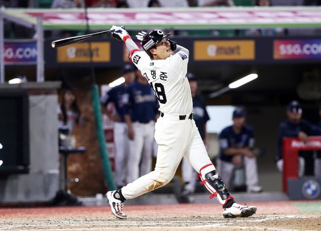 SSG 고명준의 3점포