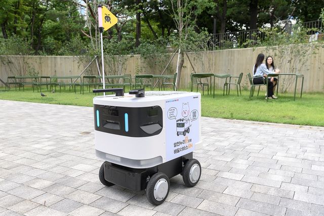 자율주행 배달로봇 '양천누리온' 