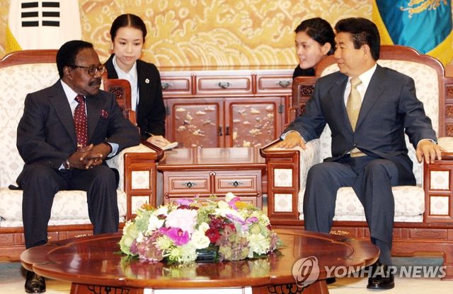 한·가봉 정상 환담