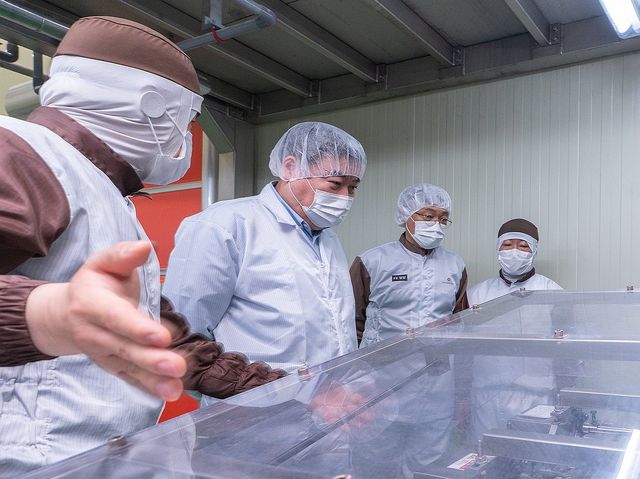 2025년 7월 1일 오산공장을 찾은 강승협 신세계푸드 대표이사