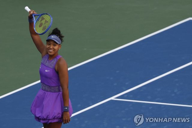 4년 만에 메이저 대회 16강 오른 오사카