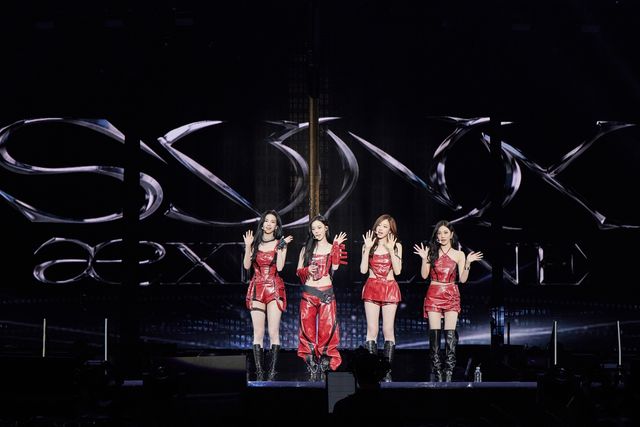 에스파 단독 콘서트 '싱크 : 액시스 라인'(SYNK : aeXIS LINE)