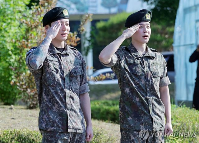 BTS 지민·정국 제대