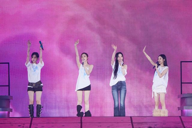 에스파 단독 콘서트 '싱크 : 액시스 라인'(SYNK : aeXIS LINE)