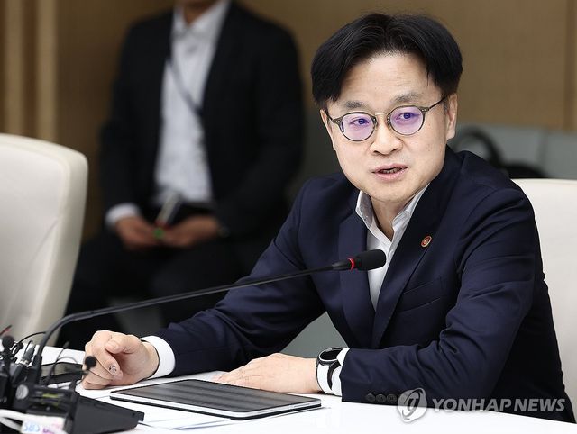 모두발언하는 김정관 산업통상자원부 장관
