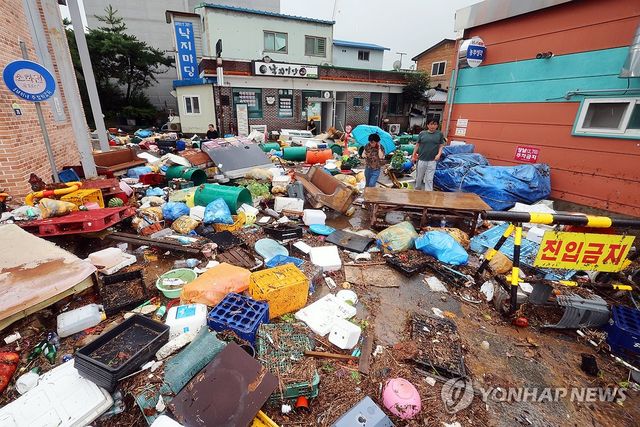 '수해 직격' 함평천지전통시장, 전쟁통