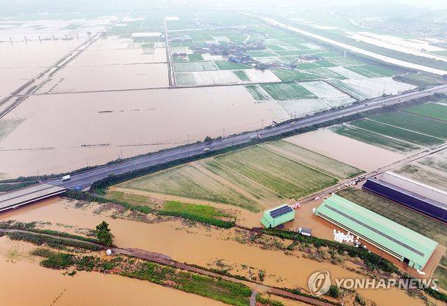 물폭탄 맞은 함평군 농경지