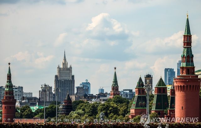 러시아 크렘린궁과 외무부 청사