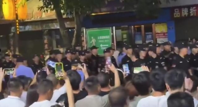 중국서 집단폭행 솜방망이 처벌에 대규모 시위 