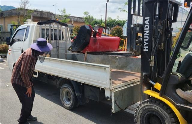 임대 농기계 출고 모습