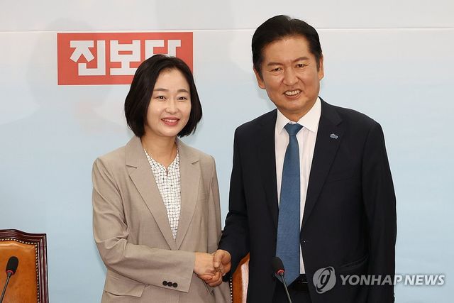 진보당 김재연 상임대표 예방한 민주당 정청래 대표