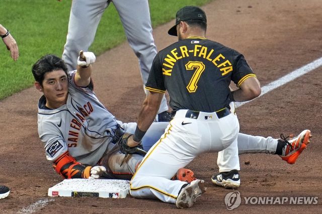 시즌 9번째 3루타 친 이정후