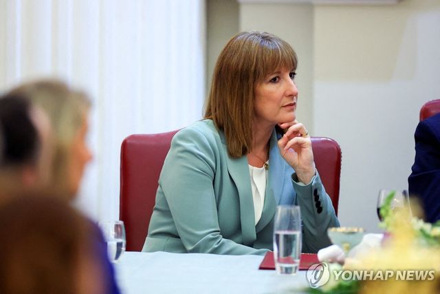 리브스 영국 재무장관