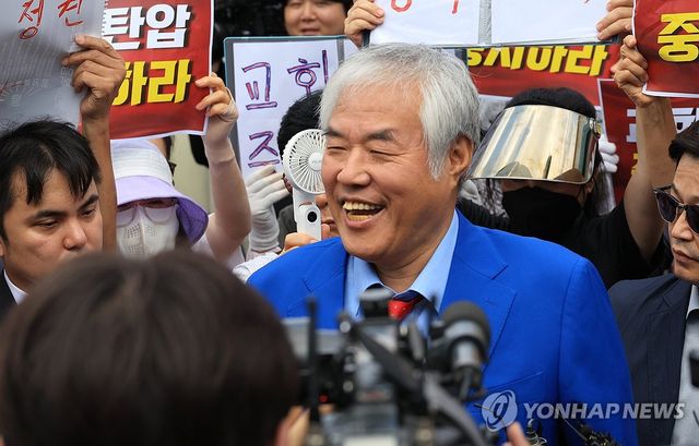 사랑제일교회 압수수색, 발언하는 전광훈 목사