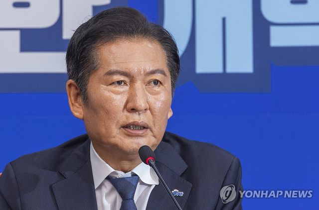 이춘석 전 법사위원장 제명 발표하는 정청래 대표