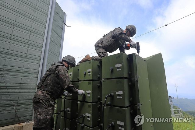 군, 고정식 대북 확성기 철거