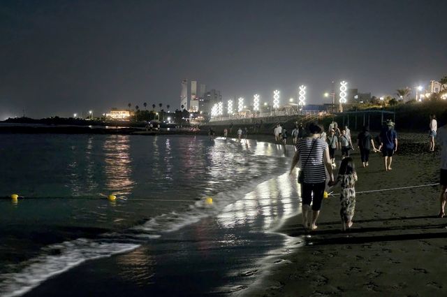 열대야에 제주 삼양해수욕장 찾은 시민들
