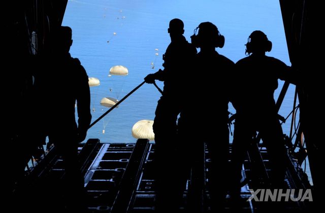 가자지구 구호물자 투하