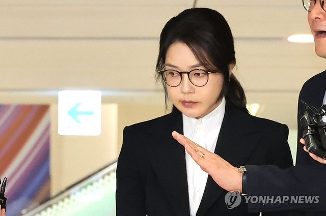 피의자 조사 마친 김건희 여사