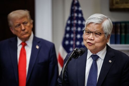 대미 투자 계획 발표하는 웨이저자 TSMC 회장과 도널드 트럼프 미국 대통령[연합뉴스 자료사진. 재판매 및 DB 금지]