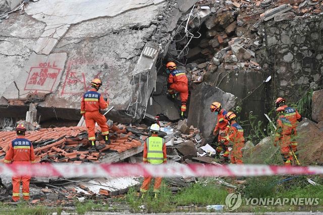 중국 광저우시 폭우 피해 지역 구조 작업