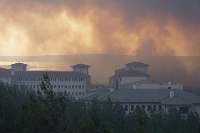 8일(현지시간) 튀르키예 차나칼레 산불 발생