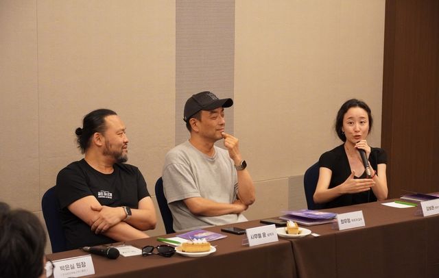 왼쪽부터 성악가 사무엘 윤, 최우정 작곡가, 김보라 안무가