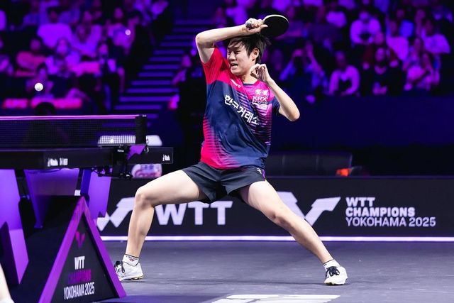 WTT 챔피언스 요코하마에서 공격 펼치는 오준성 