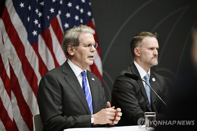 미국 베선트 재무장관과 그리어 미국무역대표