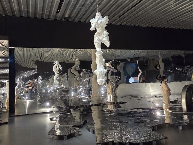 이불 작 '사이보그 W6'