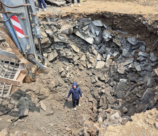 불법 폐기물 매립된 제주 농경지