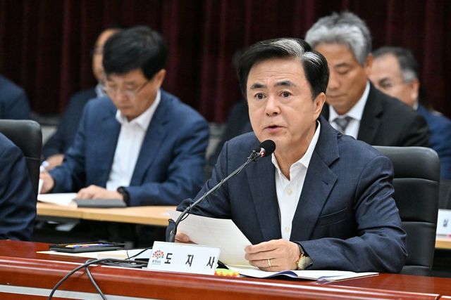 발언하는 김태흠 충남지사