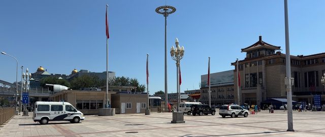 긴장감 감도는 중국 베이징역